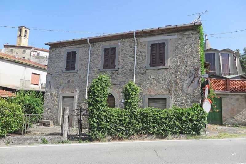 Maison individuelle à Fivizzano