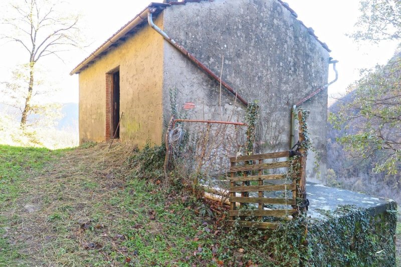 Country house in Bagnone