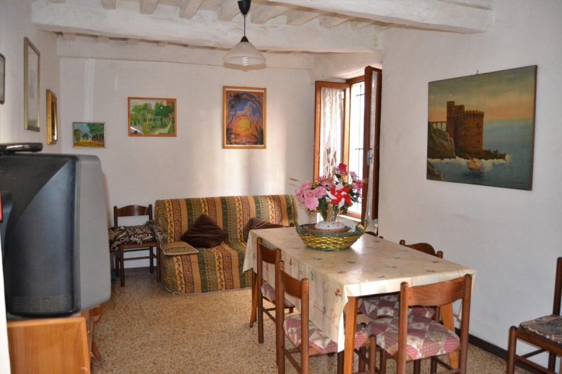 Appartement individuel à Monteleone d'Orvieto