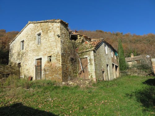 Bauernhaus in Serra San Quirico