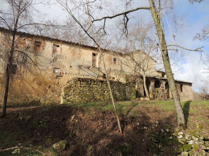 Klein huisje op het platteland in Sarteano
