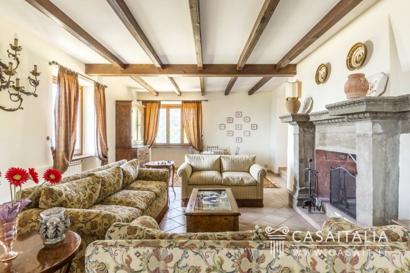 Moradia em Poggio Bustone