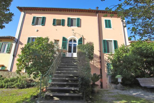 Historisches Haus in San Giuliano Terme