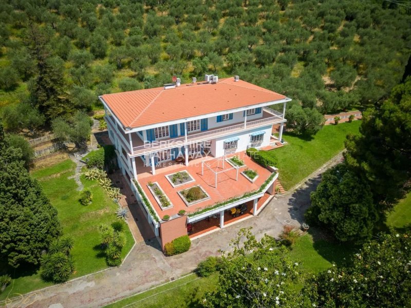 Villa en Massarosa