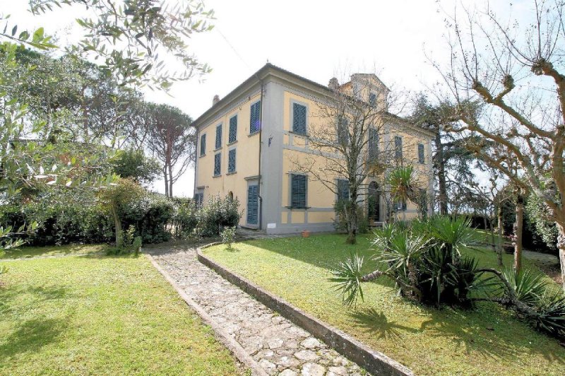 Villa à Uzzano