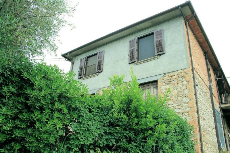Klein huisje op het platteland in Montaione