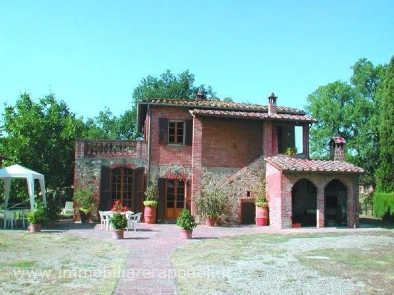 Landhaus in Lucignano