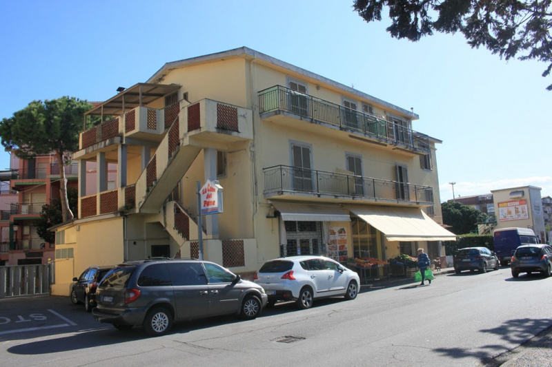 Commercial property in Scalea