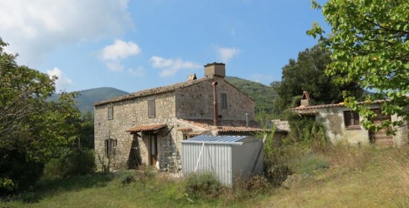 Huis op het platteland in Baschi