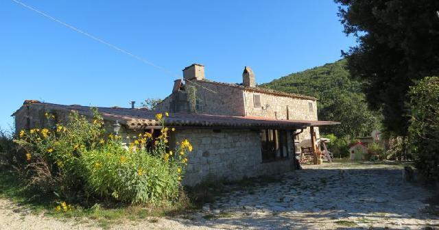 Huis op het platteland in Baschi
