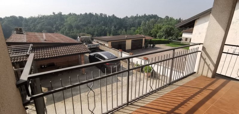 Casa semi indipendente a Montegrosso d'Asti
