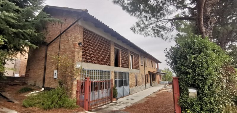 Detached house in Castagnole delle Lanze