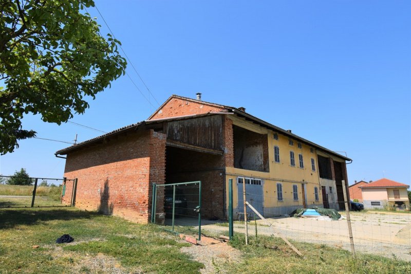 Detached house in Masio