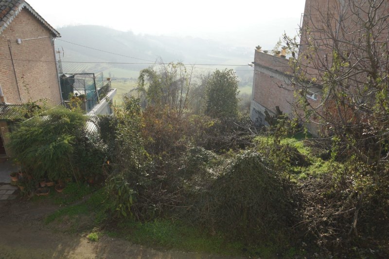 Casa geminada em Montegrosso d'Asti
