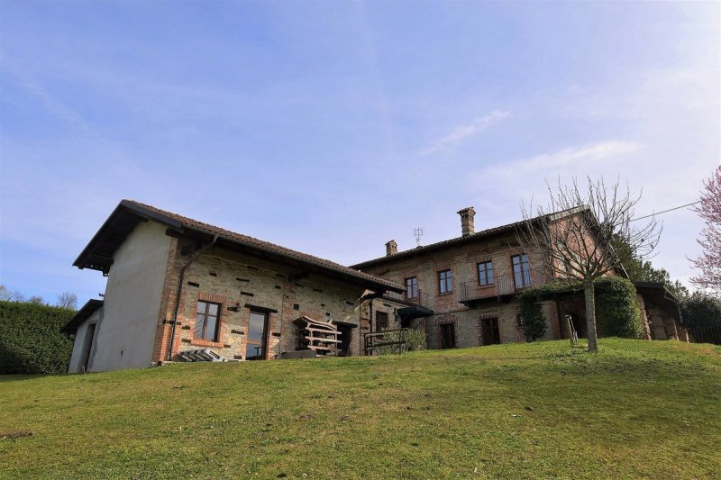 Detached house in Sinio