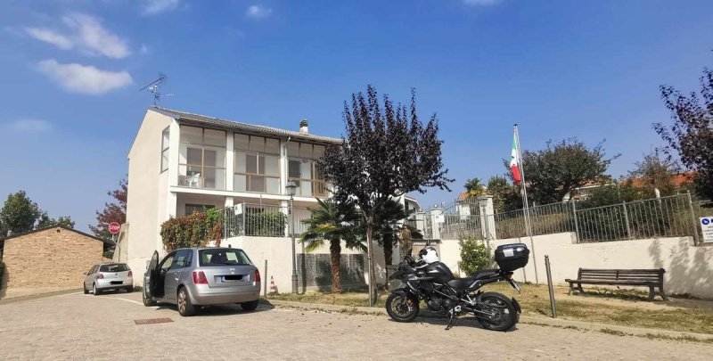 Maison individuelle à Montegrosso d'Asti