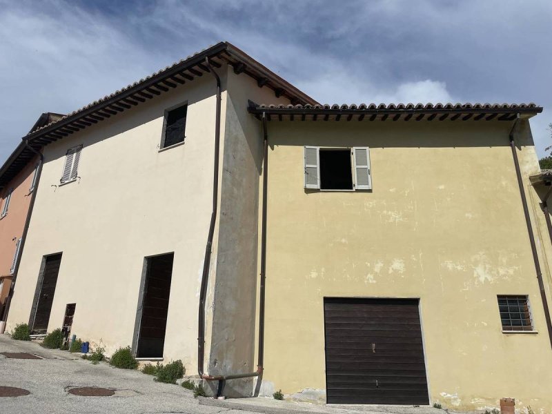 Casa semi-independiente en Foligno