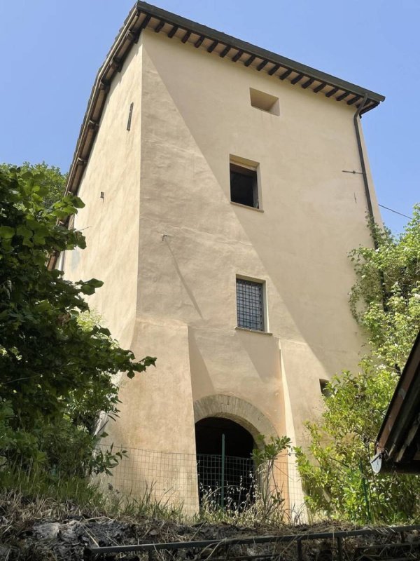 Casa semi-independiente en Sant'Anatolia di Narco