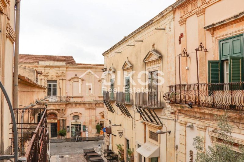 Vrijstaande woning in Noto