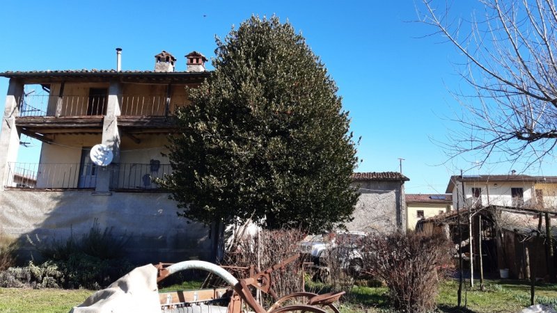 Klein huisje op het platteland in Castelnuovo di Garfagnana
