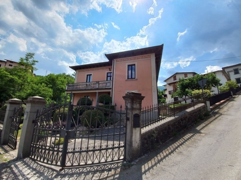 Villa à Camporgiano