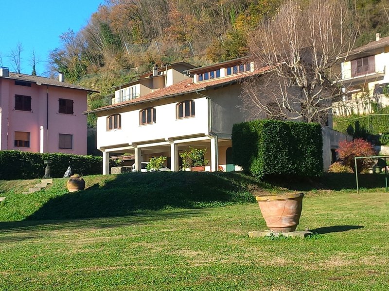 Villa en Castelnuovo di Garfagnana