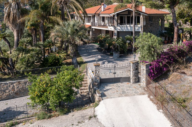 Maison individuelle à Bordighera