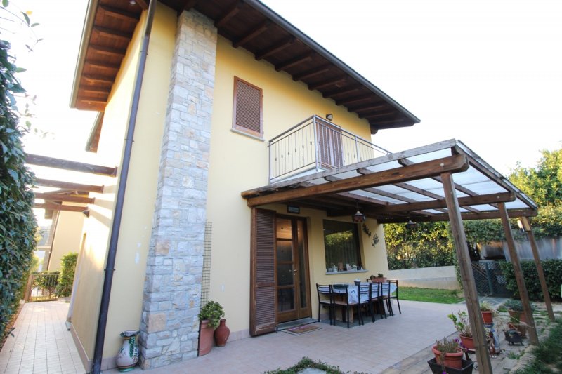 Villa in Sarnico