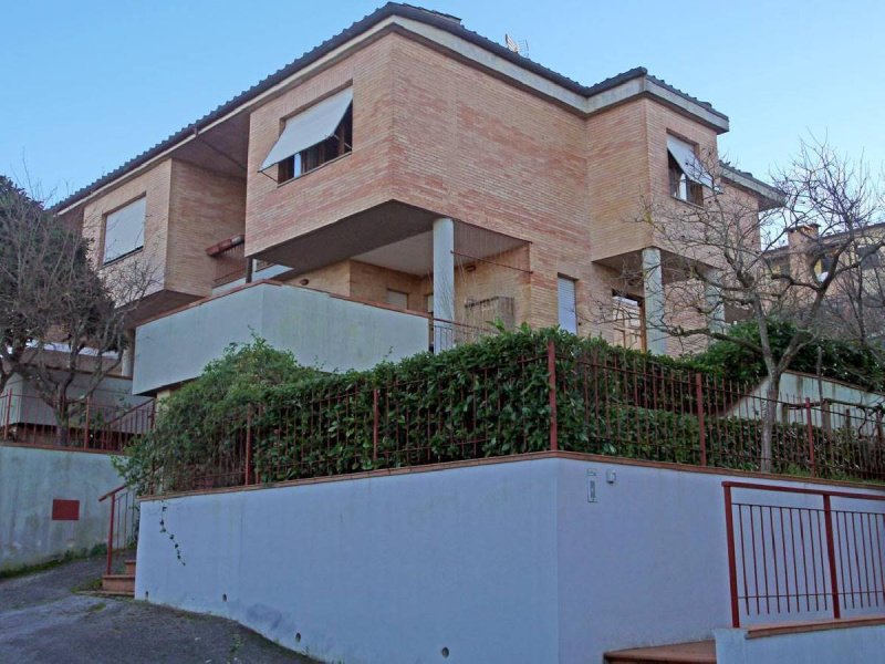 Onafhankelijk appartement in Monteroni d'Arbia