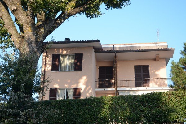 Hus i Montefelcino