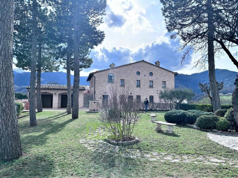 Villa in Cagli