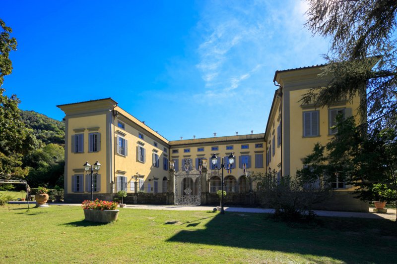 Casa em San Giuliano Terme