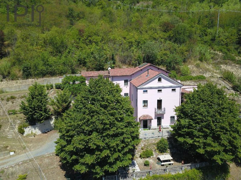 Villa in Acqui Terme
