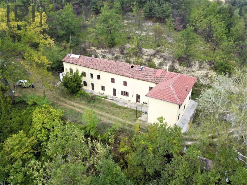 Villa i Loazzolo