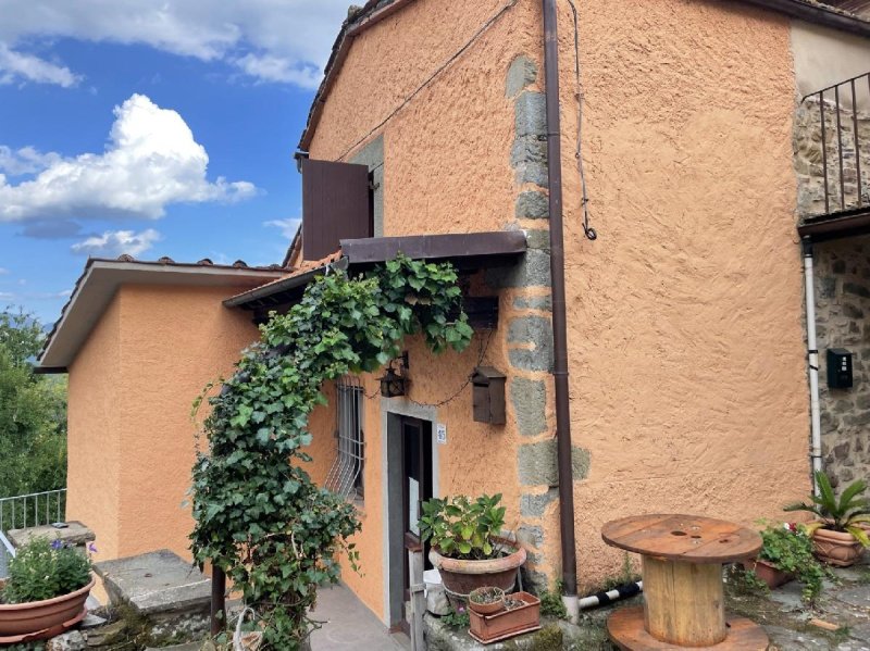 Casa geminada em Bagni di Lucca