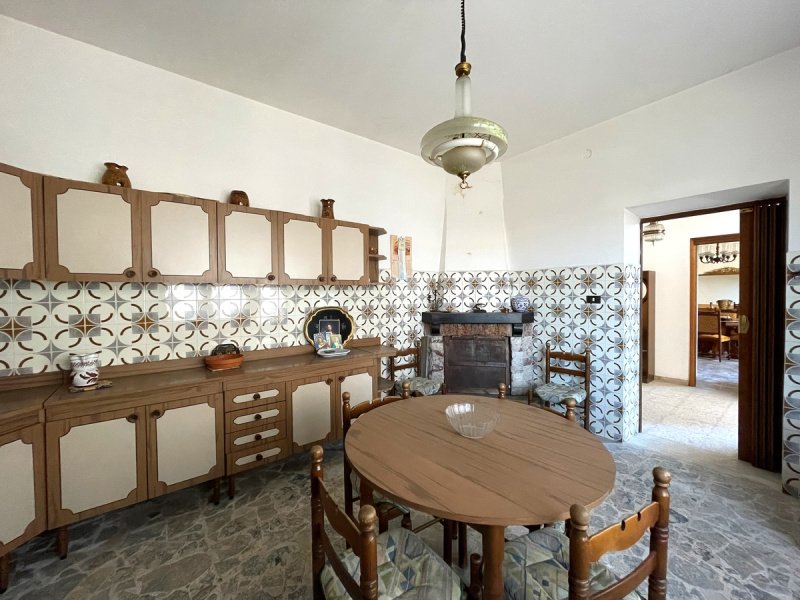 Maison individuelle à Isola del Liri