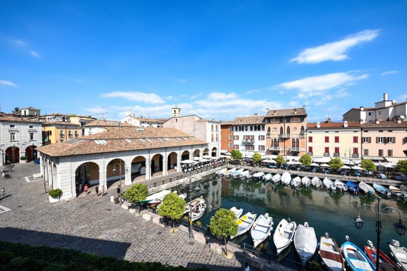 Zolderkamer in Desenzano del Garda