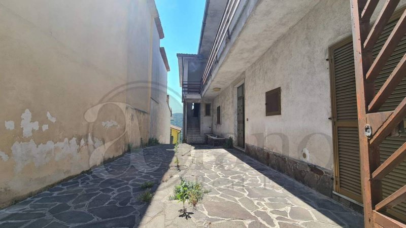 4 Bedrooms House for sale in Monte San Giovanni Campano [568168] | Gate ...