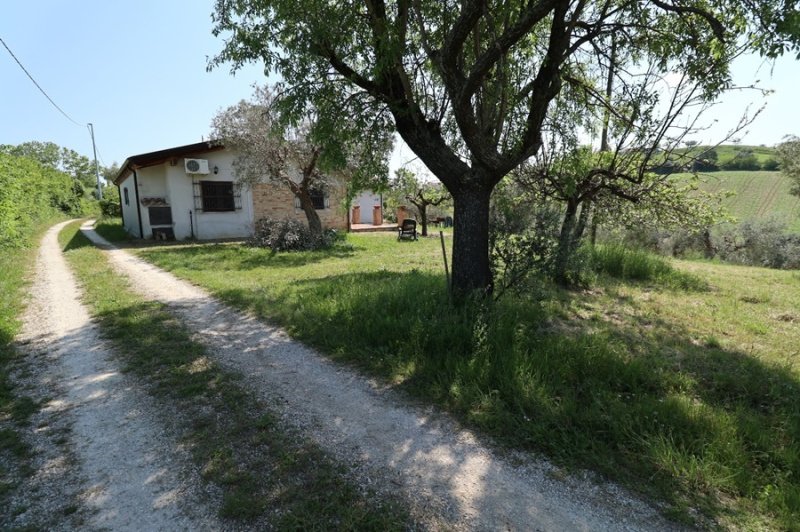 Hus på landet i Mosciano Sant'Angelo