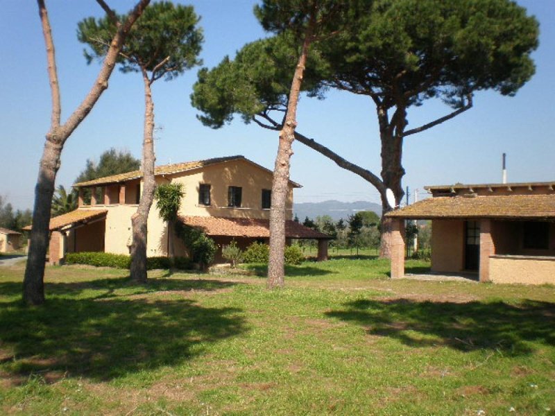 Klein huisje op het platteland in Castagneto Carducci