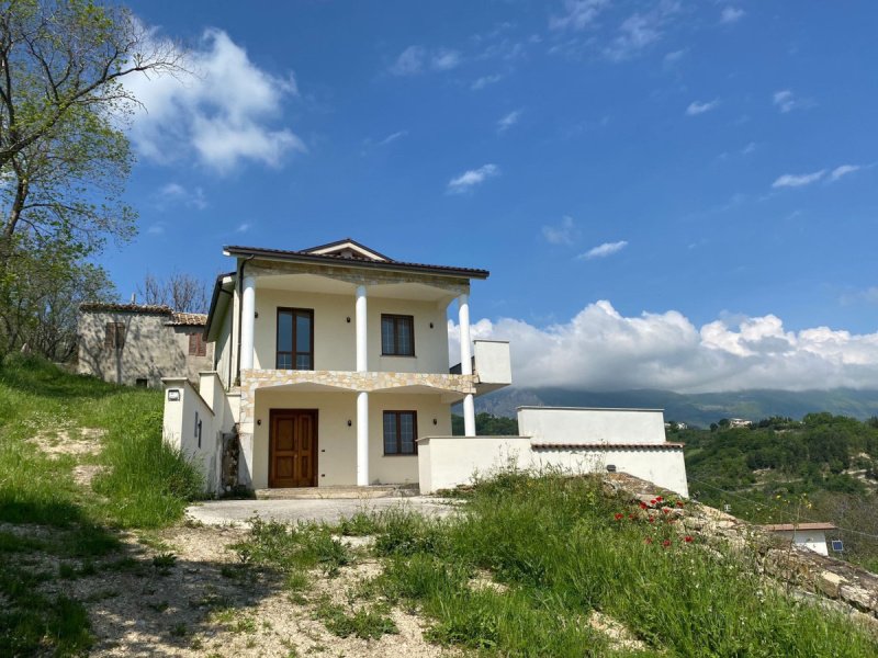 Einfamilienhaus in Corvara