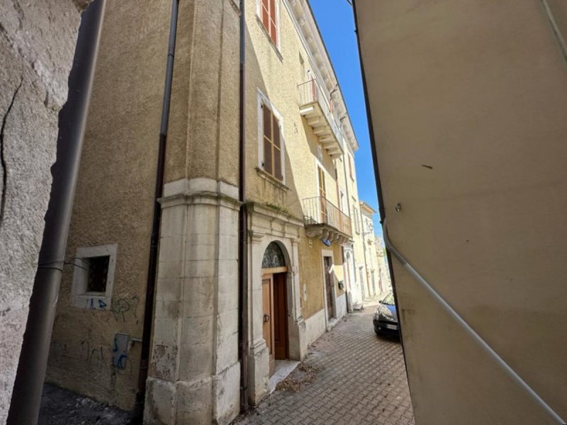 Appartement historique à San Valentino in Abruzzo Citeriore