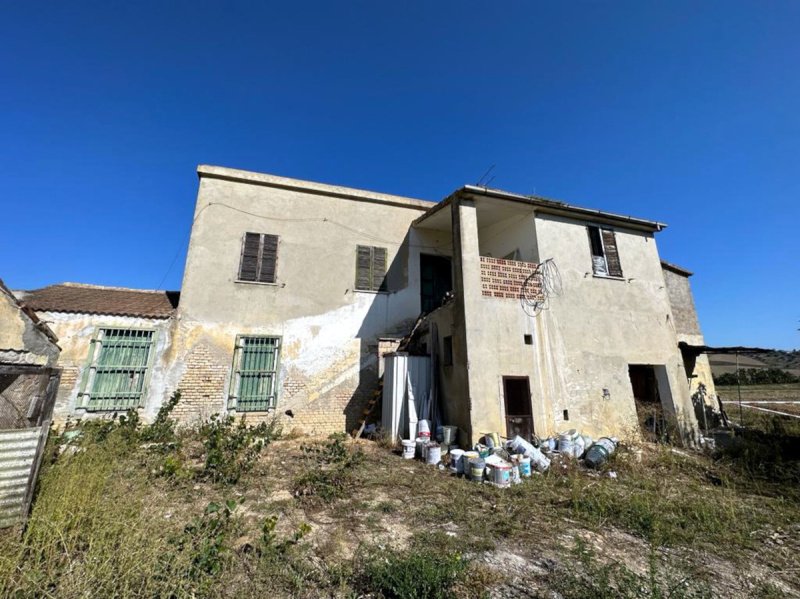 Bauernhaus in Città Sant'Angelo
