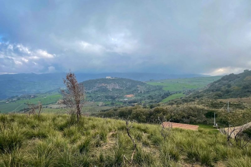 Terrain à bâtir à Collesano