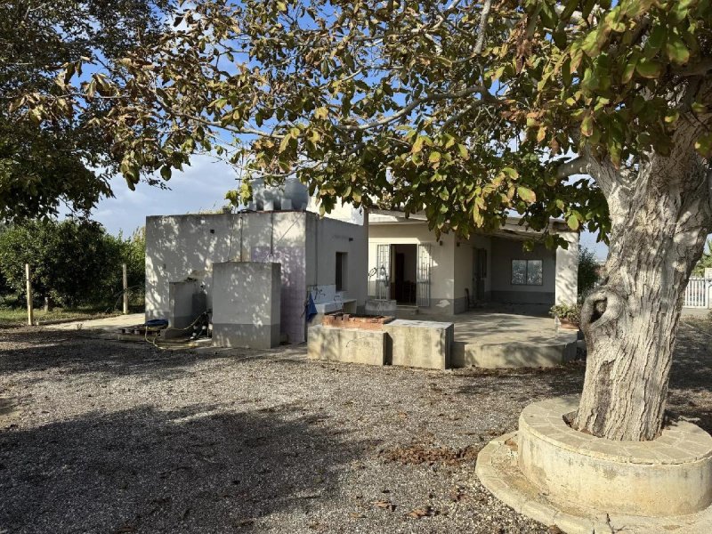 Detached house in Ispica