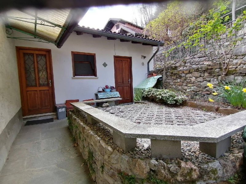 Detached house in Cannobio