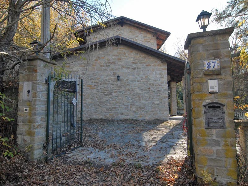 Detached house in Cortemilia