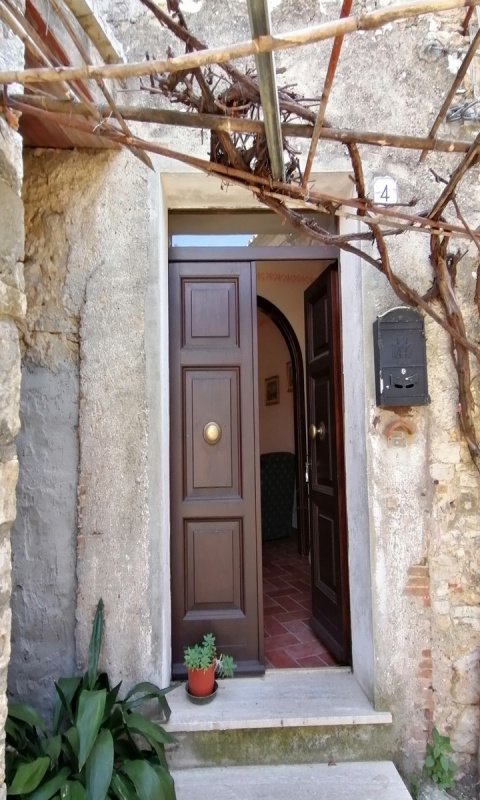 Appartement in Semproniano