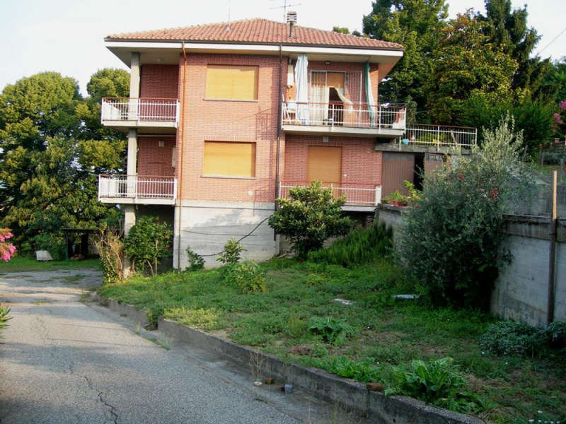 Villa en Montiglio Monferrato