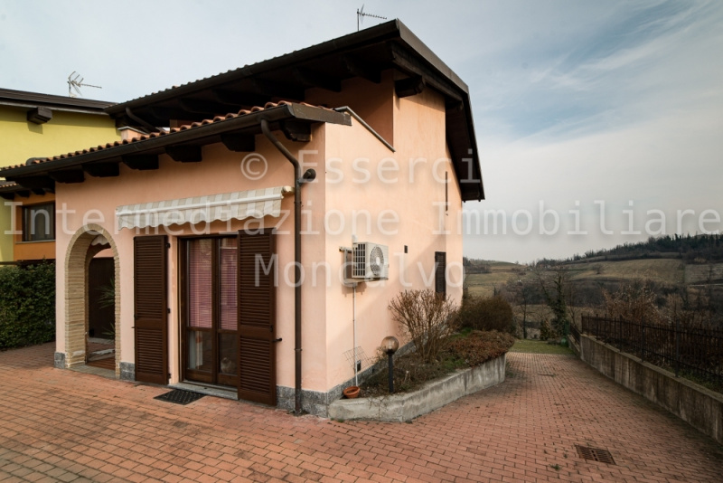 Villa en Mombello Monferrato